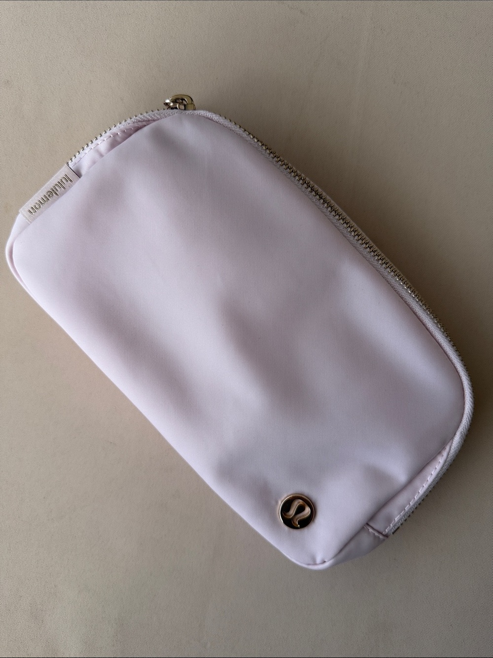 lululemon Everywhere Belt Bag - Pink Monogram Metalic